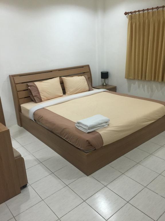 Piccolo Restaurant And Guest House Pattaya Zewnętrze zdjęcie
